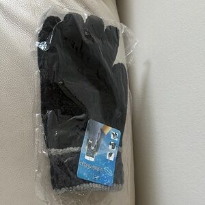 Black Touchscreen Gloves